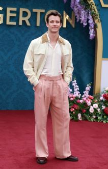 Luk Tompson Bridžerton (4).jpg