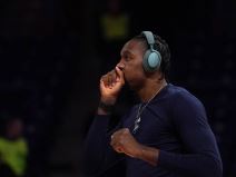 Košarkaš Crvene zvezde Ebuka Izundu.