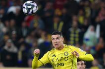 Kristijano Ronaldo udara loptu glavom