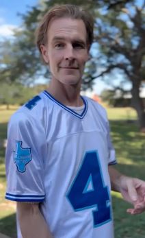 Džejms Van Der Bik (4).jpg