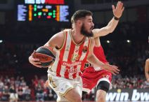 Crvena Zvezda - Olimpijakos (2).jpg