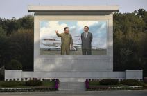 život i uspon na vlast Kim Džong-ila (3).jpg