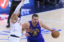 Nikola Jokić na L.A. Klipers - Denver