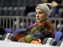 Milica Dabović u bundi na utakmici.