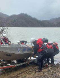 Potraga za nestalim ribolovcima