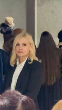 Voditeljka Slagalice videla da je snimamo na koncertu Nine Badric, pa pobegla (1).jpg