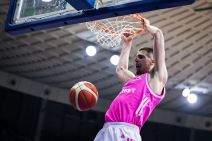 Bogoljub Marković zakucava protiv Partizana u Nišu