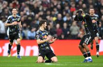 Anton Stah slavi gol protiv Aston Vile