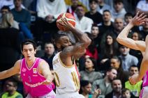 Crvena zvezda - Mega u Nišu (1).jpg