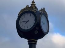 beogradski sat na trgu republike (3).jpg