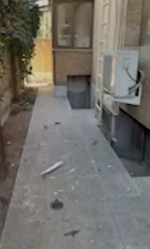 Ambasada Srbije u Teheranu oštećena u napadu (4).jpg