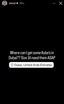 Dvejn Vašington na storiju traži patike.