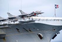 Francuski nosač aviona Šarl de Gol (3).jpg