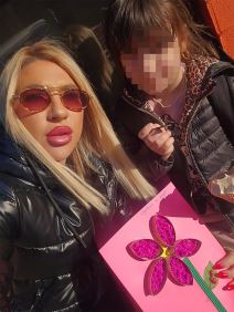 Jovana Jeremić poklon za 8. mart  (4).jpg