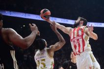 Crvena Zvezda - Bajern (2).jpg