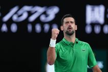 Novak Đoković u zelenoj majici.