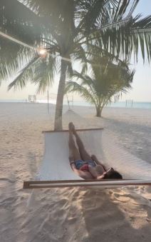 Luna Đogani Maldivi.jpg