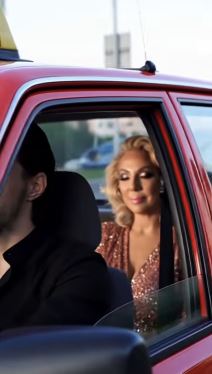 Bojan Tomović spot sa poznatima (2).jpg