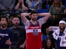 Tristan Vukčević, košarkaš Vašingtona.