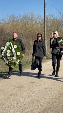 Milica Pavlović i Milan Mitrović stigli kod Darka Lazića (4) copy.jpg