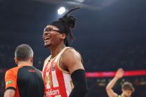 Čima Moneke slavi protiv Fenerbahčea