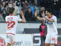 Vasilije Kostov slavi gol za Crvenu zvezdu.