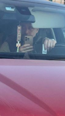 Decko Rade Manojlovic Snimili smo izbliza partnera pevacice kog krije od javnosti (3).jpg