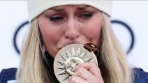 Lindzi Von plače sa medaljom