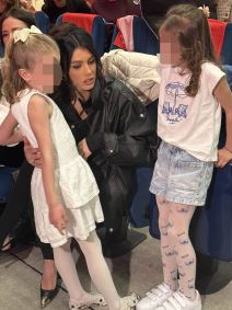 Žena Vladana iz Magla benda ponovo u prvom redu Ne voli eksponiranje, došla da podrži muža