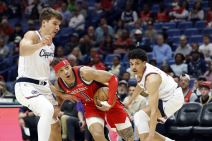 Bogdan Bogdanović na meču protiv Nju Orleansa