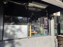 Bačena bomba na vračarski kafić (3).jpg