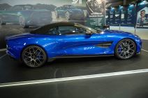 Aston Martin (8).jpg