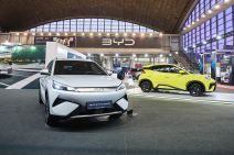byd na sajmu automobila (2).jpg
