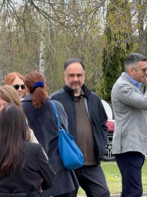 Madžgaljeva sestra Ljubica stigla na desetogodišnji pomen glumcu (2).jpg