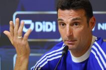Selektor Argentine Luis Skaloni.