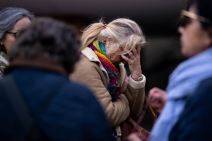 Protest ispred bolnice u kojoj je eutanazirana Noelija Kastiljo (2).jpg