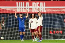 Mikel Ojarzabal slavi gol protiv Srbije