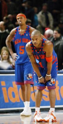 Džejlen Rouz i Stefon Marberi na utakmici Njujork Niksa