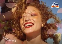 nega kose 2000x1414px s logoom.jpg