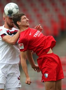 Vitaly Janelt (2).jpg