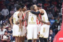 Hasijel Rivero Kodi Miler Mekintajer Tajson Karter Čima Moneke i Džordan Nvora na meču Zvezda - Pariz