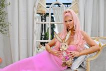 Jelena Karleuša Uskrs (2).jpg