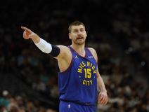 Najbolji košarkaš na svetu Nikola Jokić u dresu Denvera.