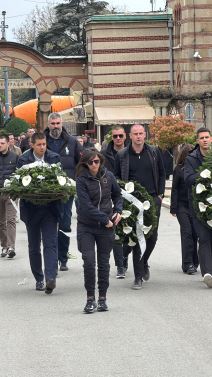 Vanja Marinković stigao na sahranu Duška Vujoševića i Slavko Vranjes (1).jpg