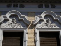 Porodična kuća Marića u Kisačkoj ulici u Novom Sadu (4).jpg