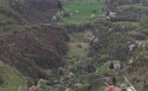 Bosanac prodao kuću u Nemačkoj i kupio pola rodnog sela (3).jpg