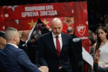 Saša Obradović izlazi na derbi