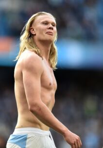 Erling Haland slavi pobedu na Siti Arsenal