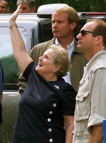 Madelin Olbrajt (2).jpg