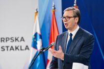 Aleksandar Vučić na otvaranju Vaider Srpske fabrike stakla (19).jpg